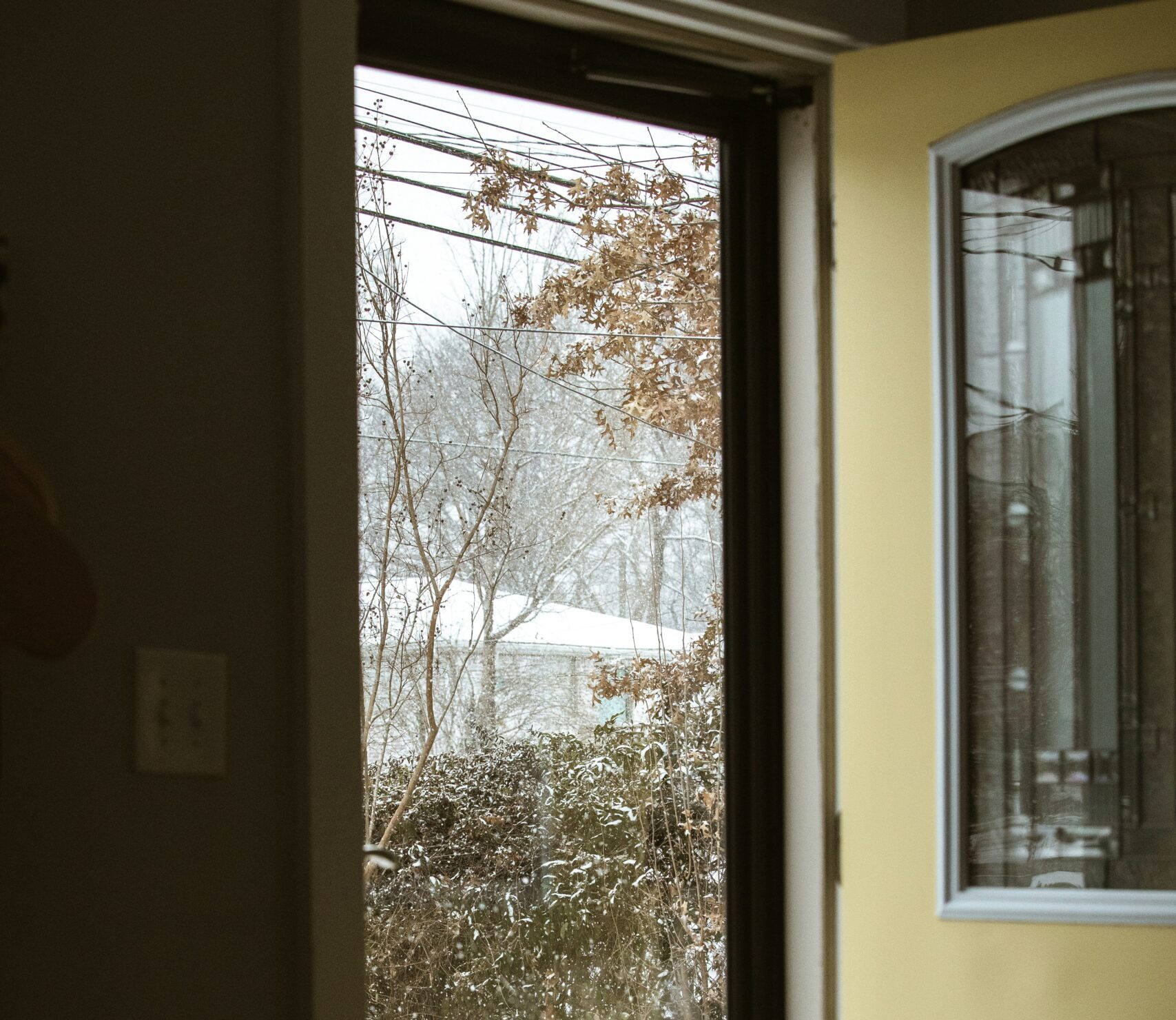 doors swell in winter